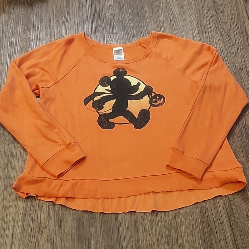 Disney Halloween Vampire Mickey Mouse Sweater size XL